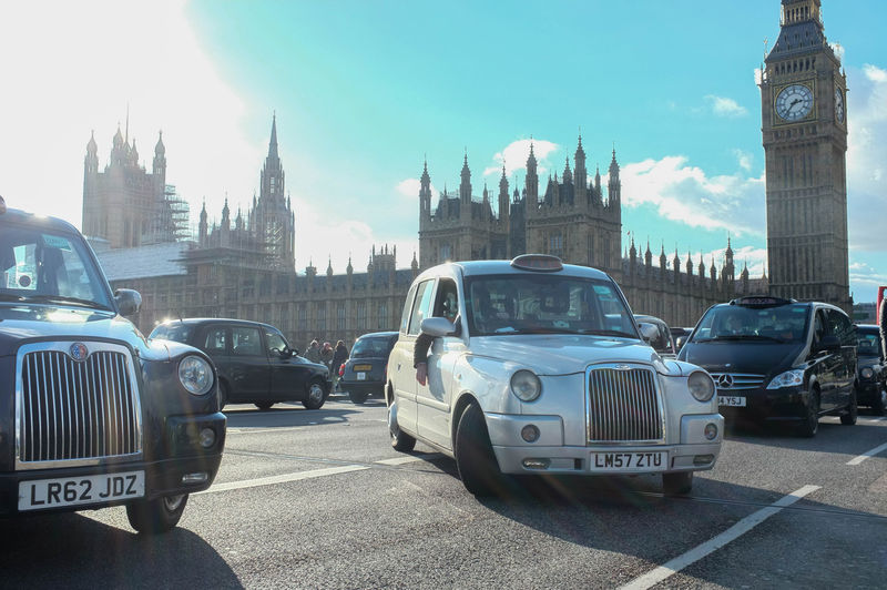 В Лондоне будут штрафовать за стоянку автомобилей с работающим мотором